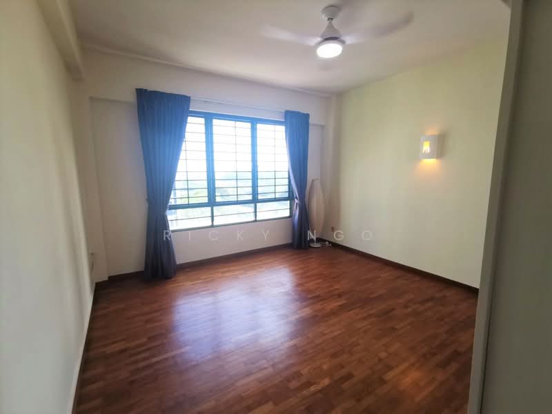 6 Meyer Place photo 3