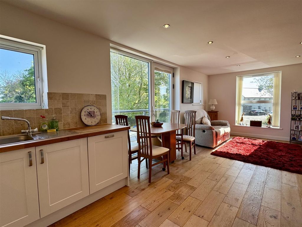 Additional image 10 of 2 bed flat for saleVauxhall Lane, Chepstow NP16