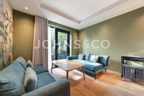 Lookout Lane, London City Island, London E14