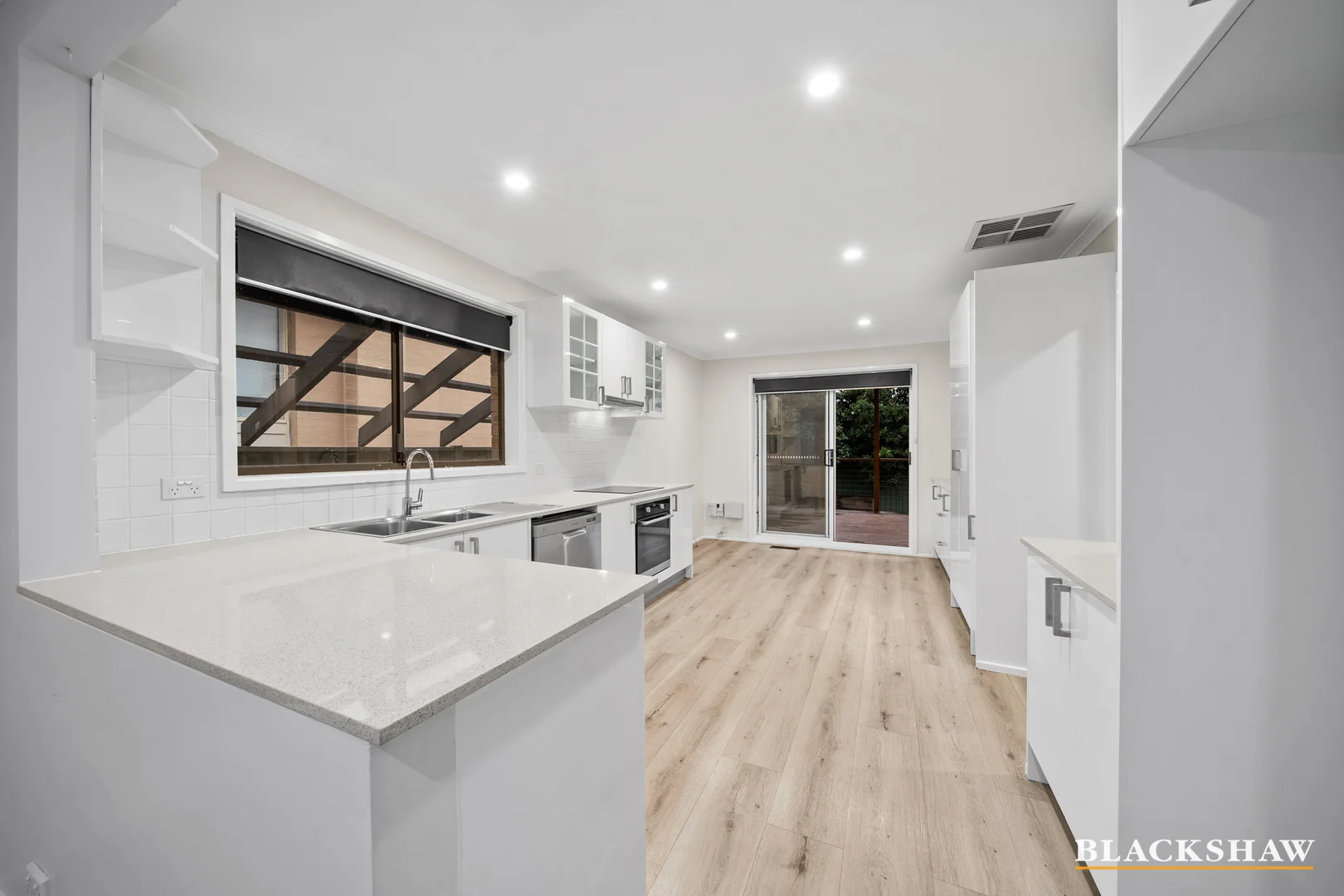 10 Beard Street, Karabar NSW 2620 photo 4