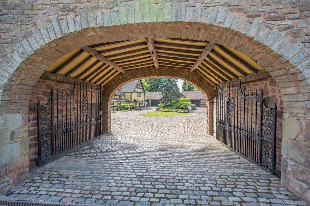 Additional image 45 of 11 bed detached house for saleShawbury Lane, Shustoke B46