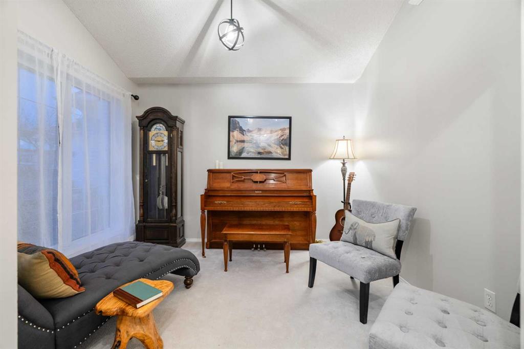 Additional image 4 of 94 Edgebrook Heights NW, Calgary, AB, T3A 5M5
