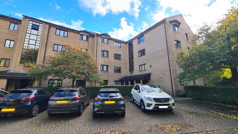 Addison Road, Glasgow G12