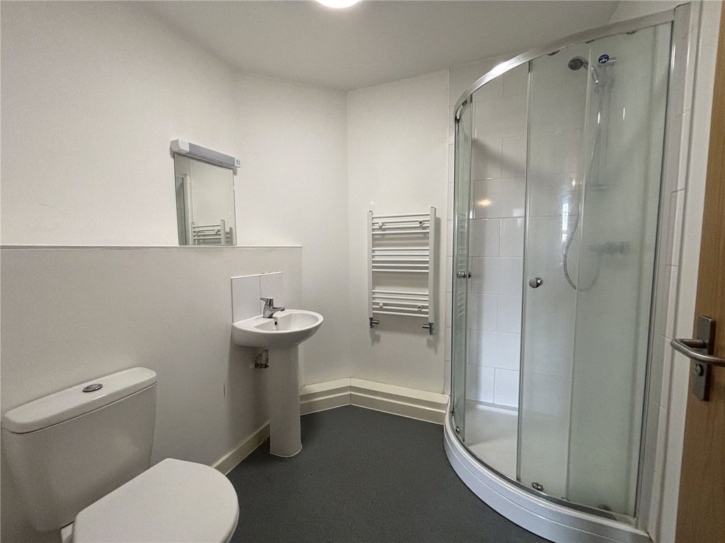Additional image 10 of 9 bed flat to rentWellingborough Road, Northampton, Northamptonshire NN1
