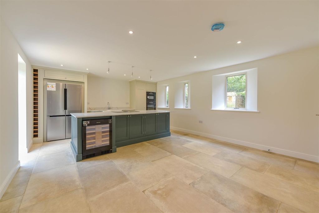 Additional image 2 of 4 bed detached house for sale15B Main Road, Duston, Northampton NN5