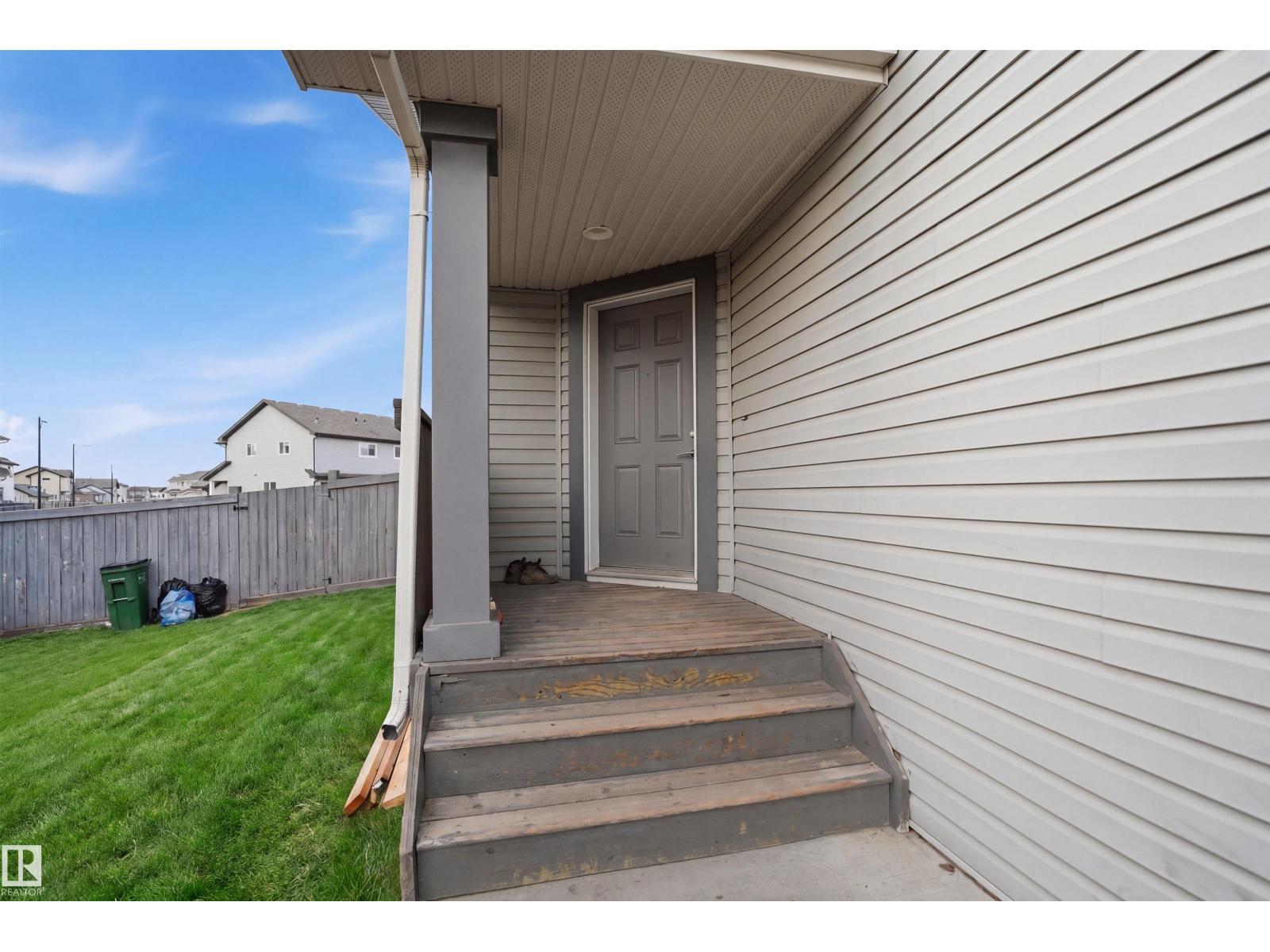 Additional image 4 of 3545 11 Street NW, Edmonton, AB, T6T0J7