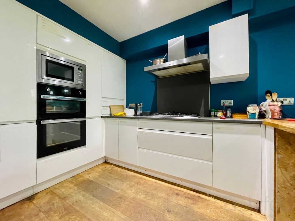 Additional image 10 of Room to rentLansdowne Place, Hove BN3