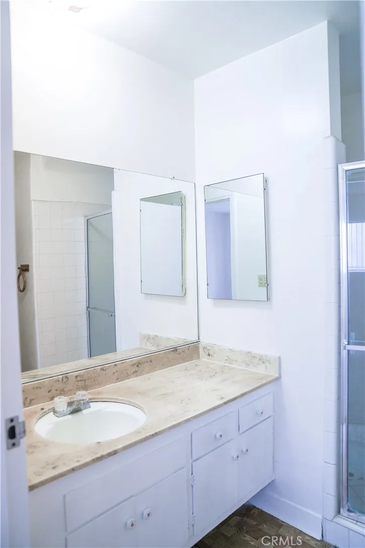 Additional image 37 of 1045 S Bedford St Unit 3, Los Angeles, CA 90035