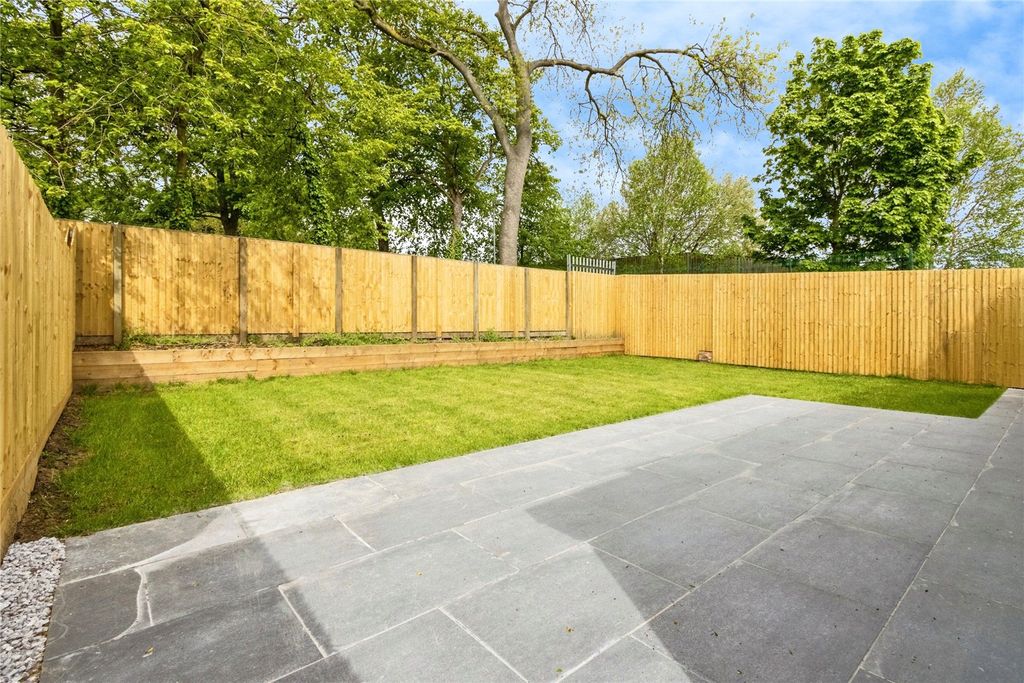 Additional image 20 of 6 bed detached house for saleManor Court, Horbury, Wakefield WF4