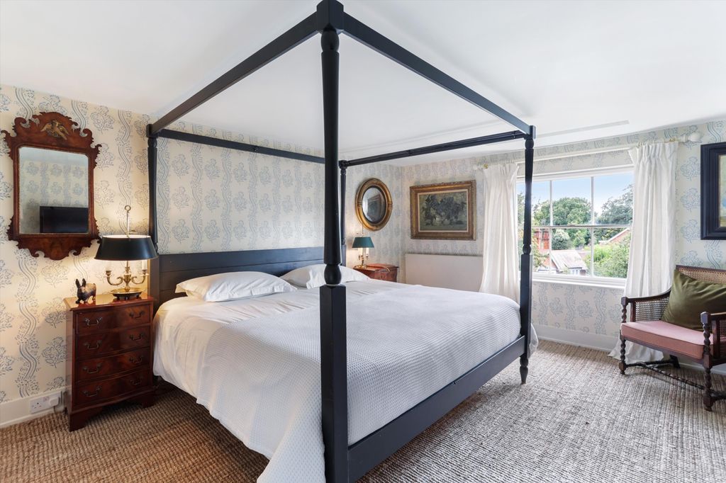 Additional image 13 of 5 bed detached house to rentPetersham Road, Richmond TW10