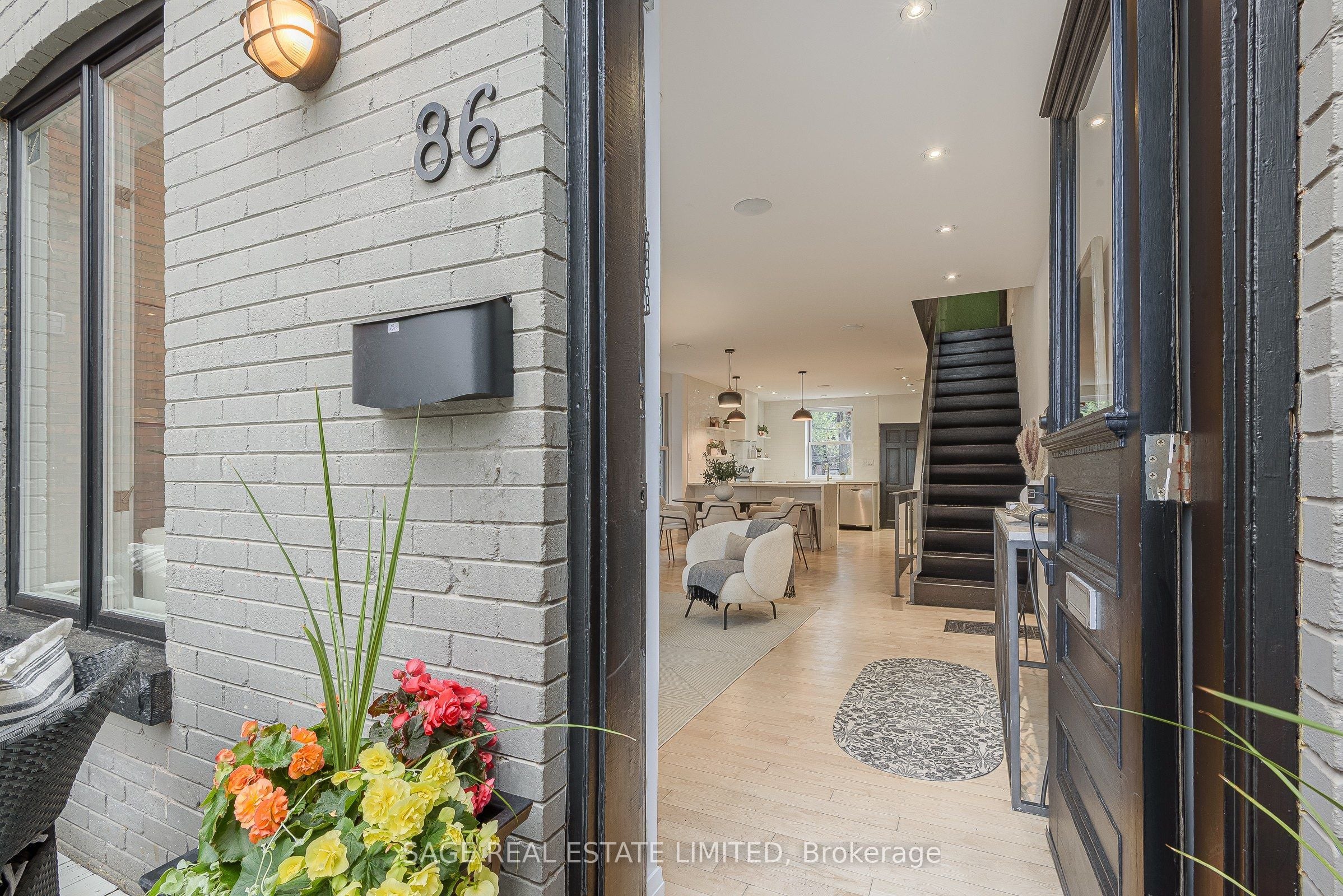 Additional image 4 of 86 Dupont Street, Toronto, ON, M5R 1V2