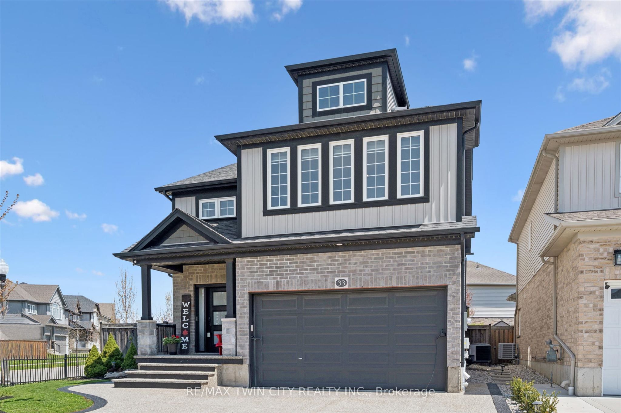 Additional image 2 of 33 Mistywood Street, Kitchener, ON, N2P 2N1
