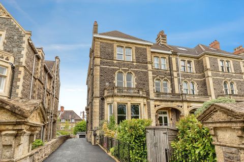 Downleaze, Stoke Bishop, Bristol BS9