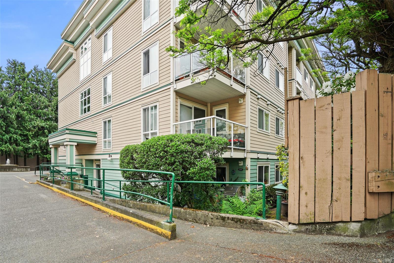 Additional image 2 of 408-649 Bay Street, Victoria, BC, V8T 5H8