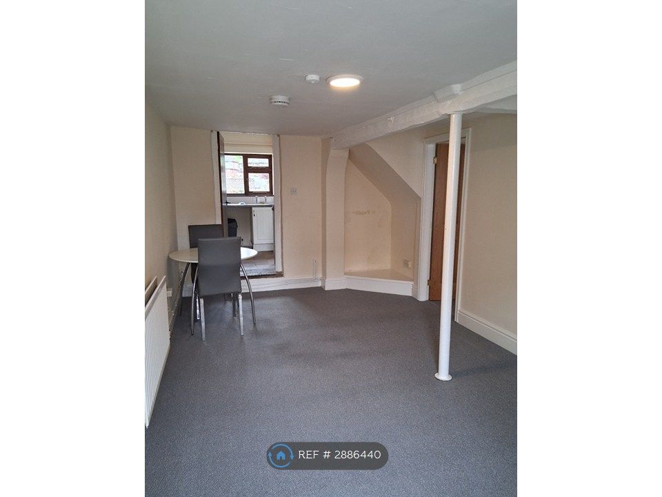 Additional image 3 of 1 bed flat to rentHigh Street, Welshpool SY21