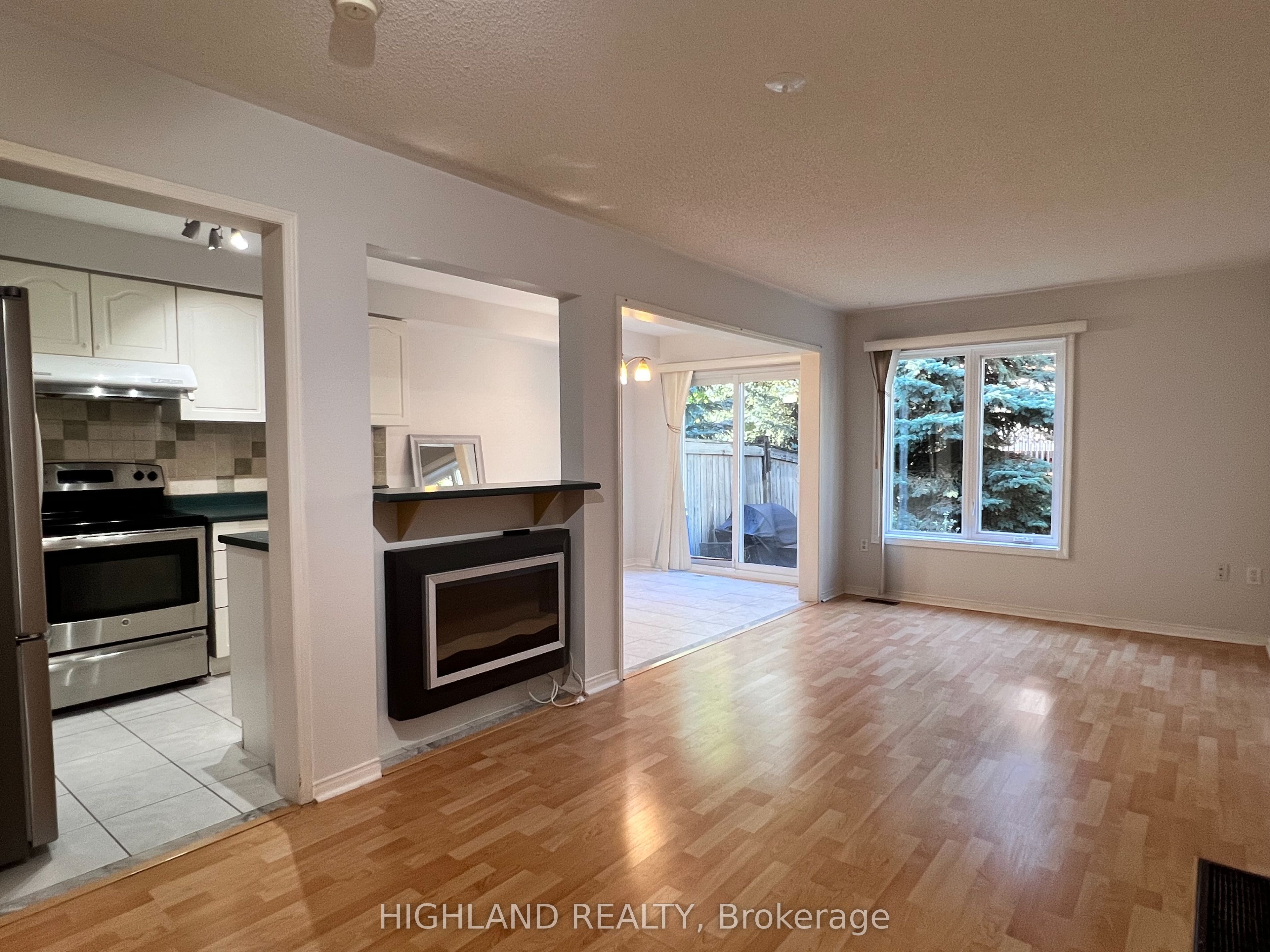 Additional image 2 of 44-1591 South Parade Court, Mississauga, ON, L5M 6G1