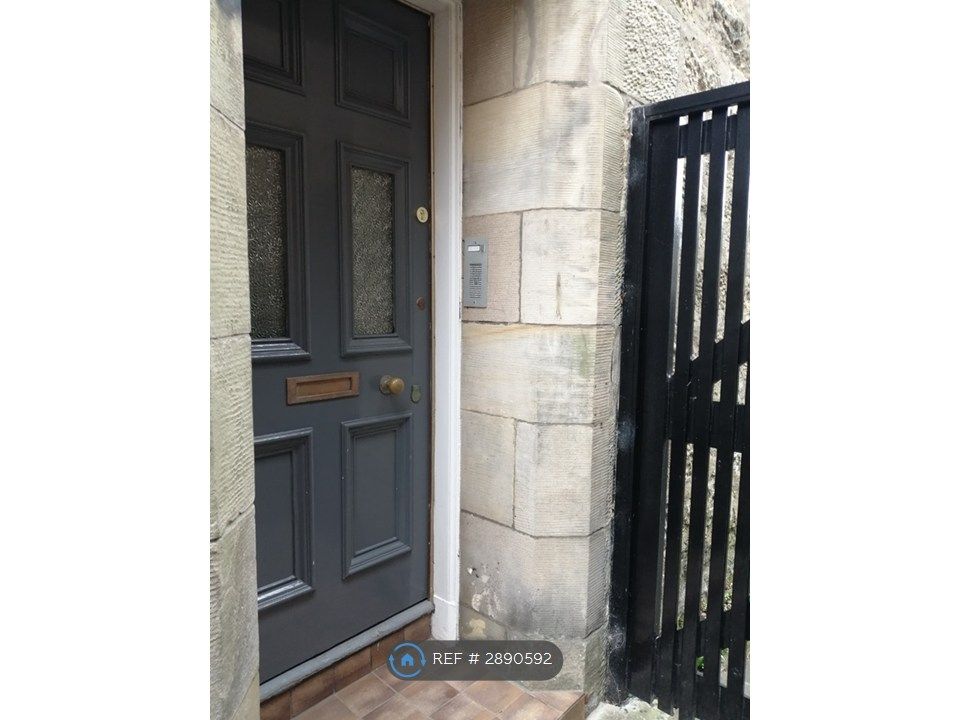 Additional image 3 of 3 bed flat to rentDavid Street, Kirkcaldy KY1
