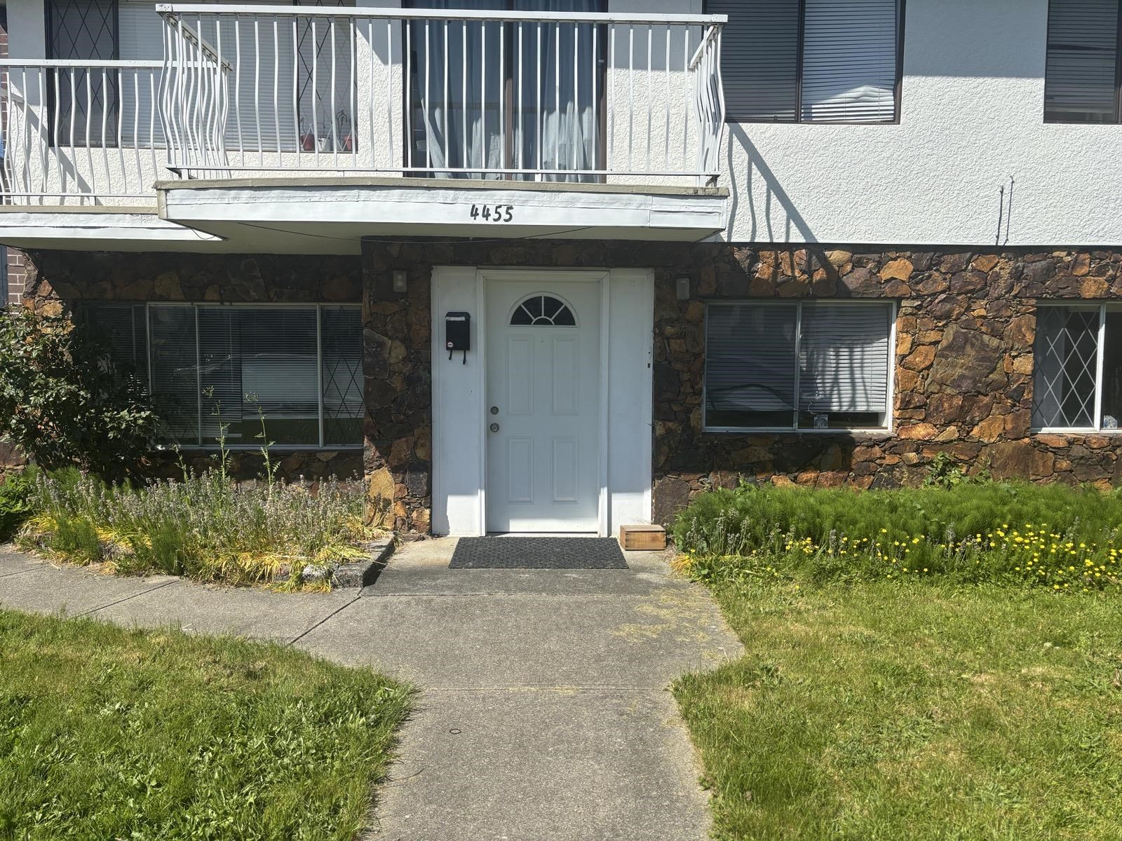 Additional image 2 of GARDEN-4455 Napier Street, Burnaby, BC, V5C 3H2