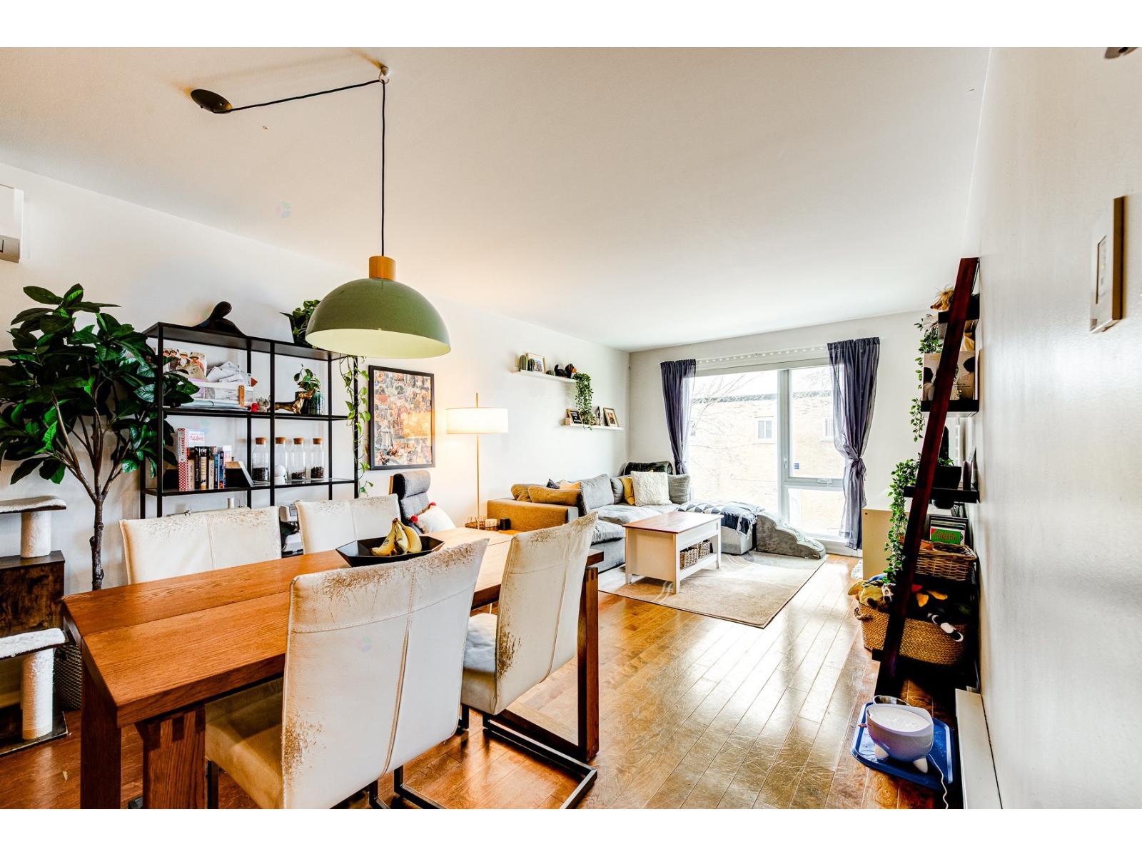 2560 Rue Bélanger
