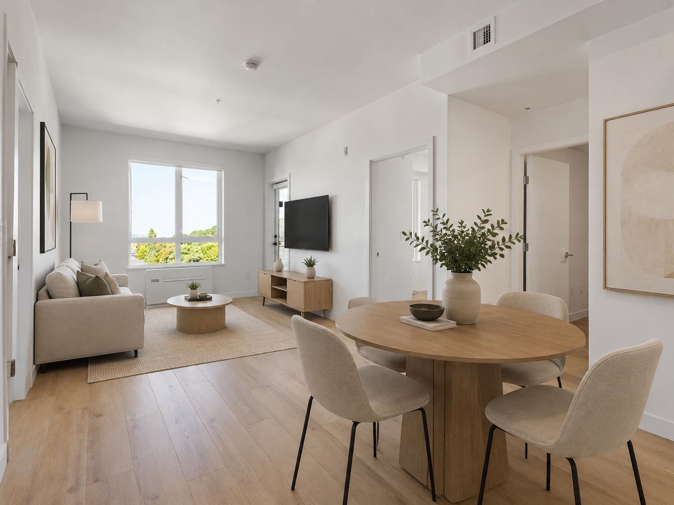 Additional image 6 of 603-2450 Garden Drive, Vancouver, BC, V5N 0K1