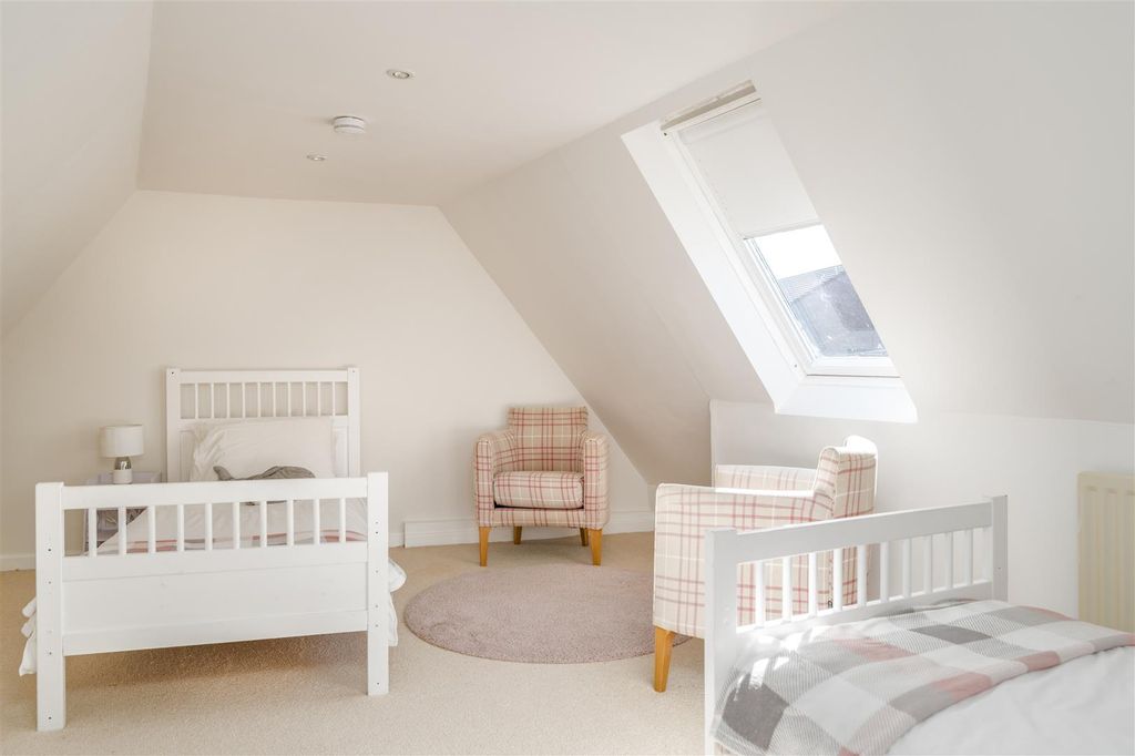Additional image 25 of 5 bed property for sale2 St. Ellas Wynd, Eyemouth TD14