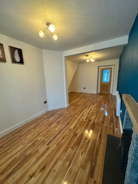 Additional image 6 of 3 bed terraced house to rentTalarfor, Stryd Y Plas, Nefyn, Pwllheli LL53