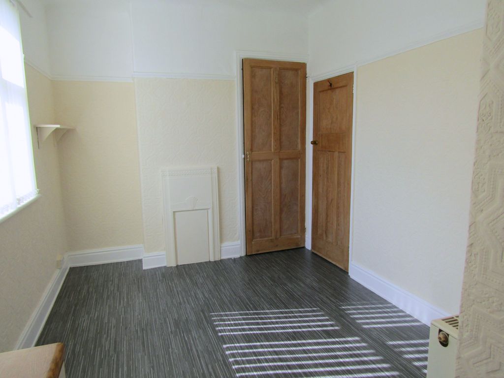 Additional image 3 of 2 bed flat to rentNorth Avenue, Rhyl, Denbighshire LL18