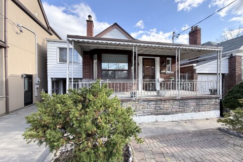 Additional image 7 of 63 O'connor Drive, Toronto, ON, M4K 2K3