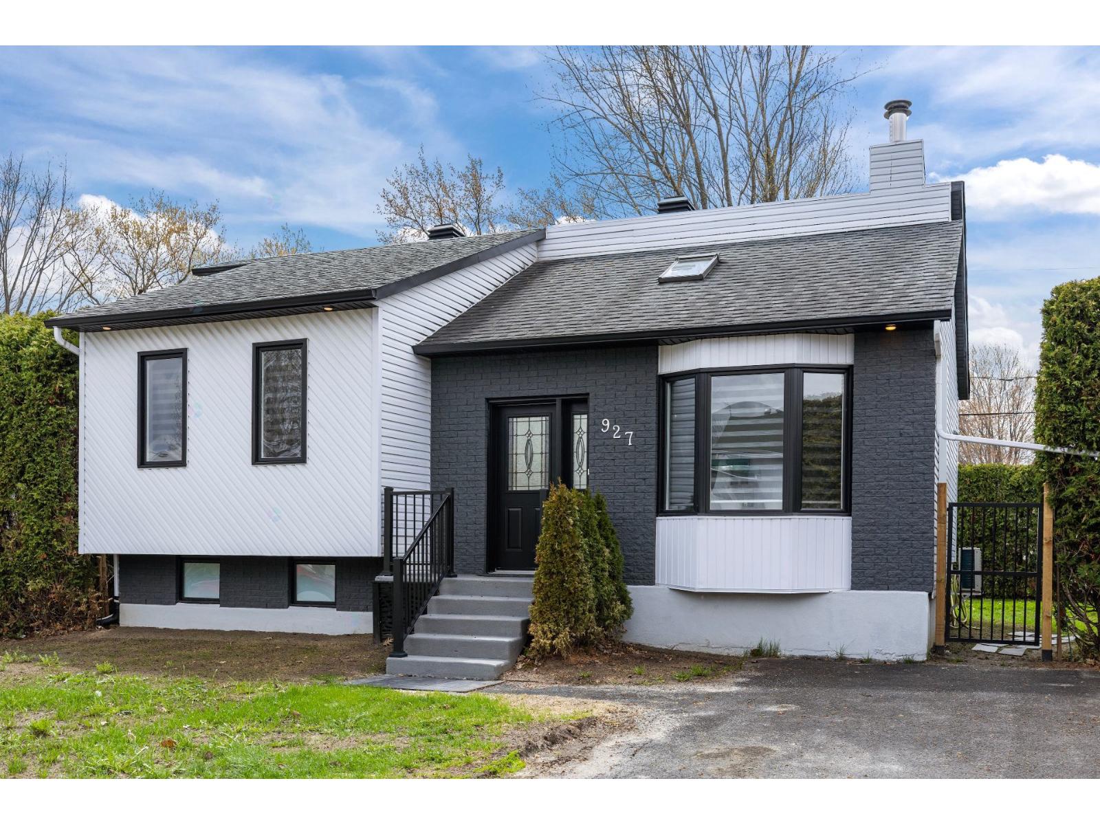 927 Rue Vaillant