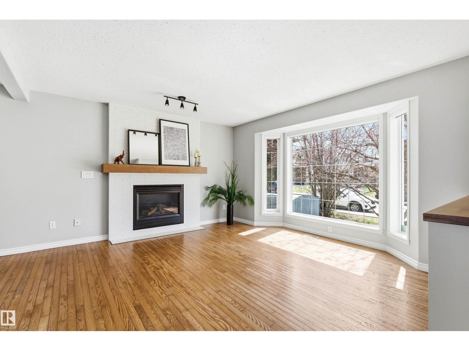 Additional image 6 of 8730 92a Avenue NW, Edmonton, AB, T6C1S6