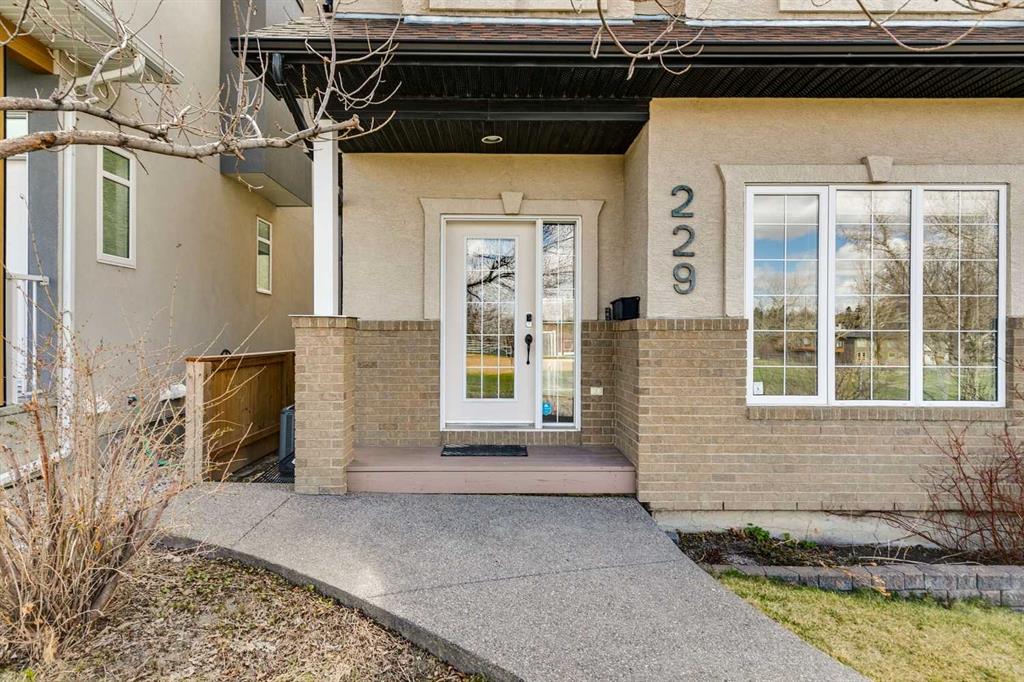 Additional image 3 of 229 29 Avenue NE, Calgary, AB, T2E2C2