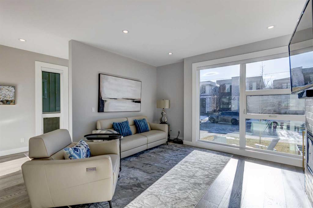Additional image 4 of 2022 44 Avenue SW, Calgary, AB, T2T2N8