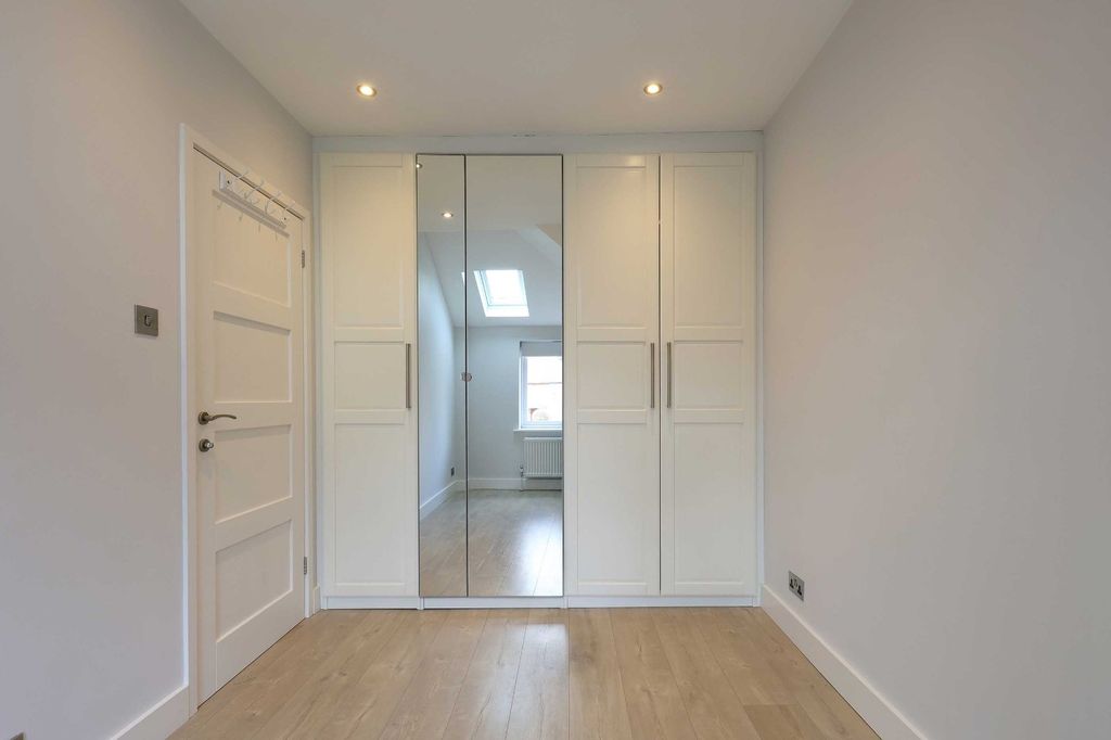 Additional image 9 of 3 bed semi-detached house for saleHorseshoe Crescent, Beaconsfield, Buckinghamshire HP9