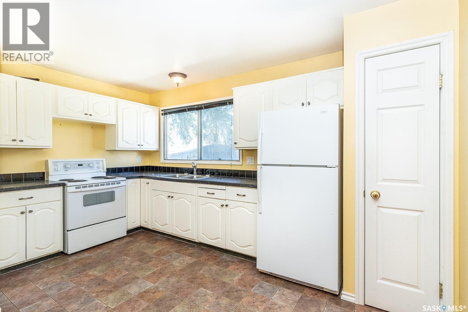 Additional image 3 of 1742 Richardson Road, Saskatoon, SK, S7L4B5