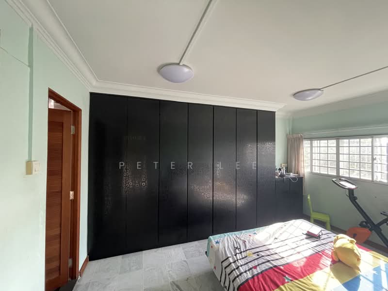 3 Marine Terrace photo 4