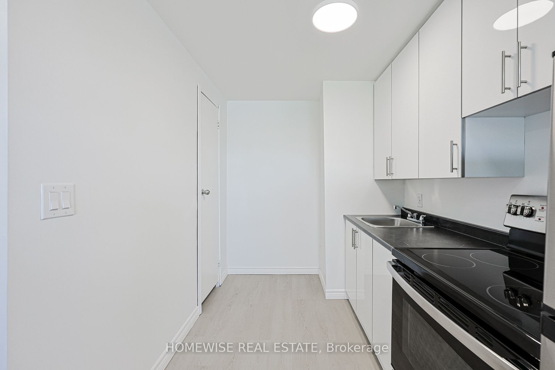 Additional image 4 of 107-2204 Dufferin Street, Toronto, ON, M6E 3R8