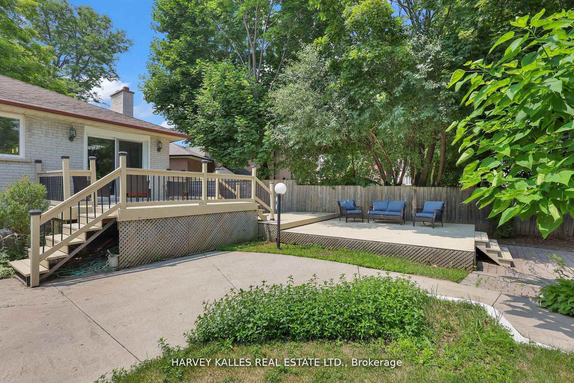 Additional image 6 of 16 Wedgeport Place, Toronto, ON, M2N 4B4
