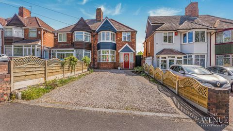 Kingstanding Road, (Border Of Sutton Coldfield), Birmingham, West Midlands B44