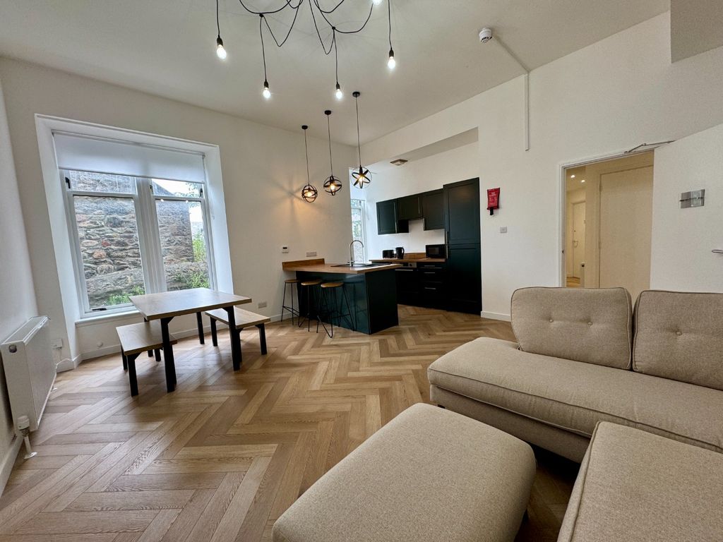 3 bed flat to rentSpital, Old Aberdeen, Aberdeen AB24