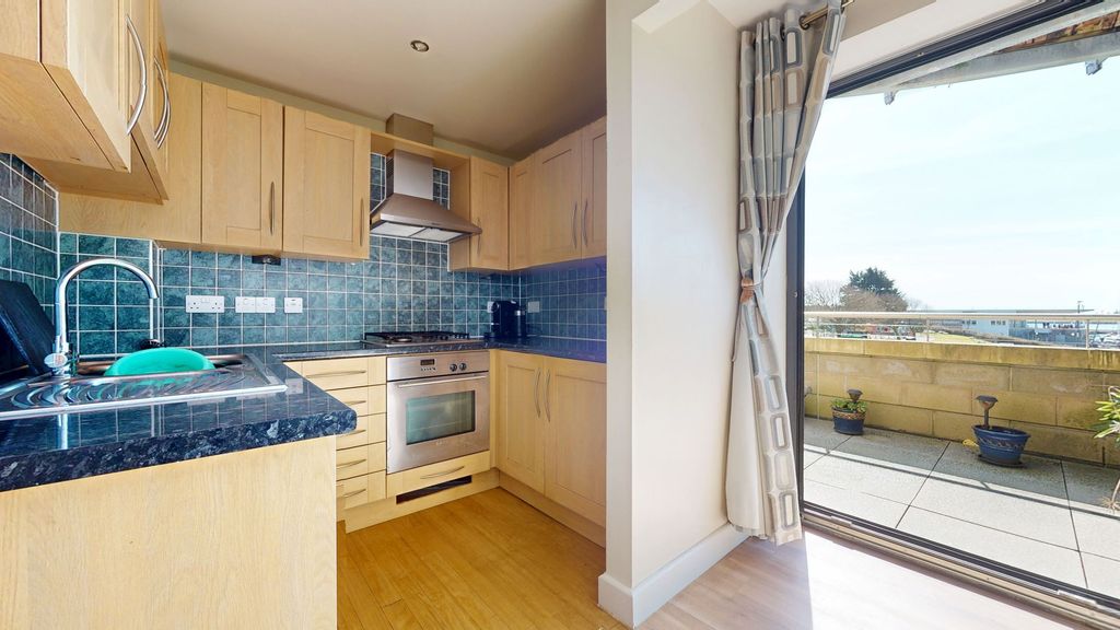 Additional image 5 of 2 bed flat for saleParsonage Way, Plymouth PL4