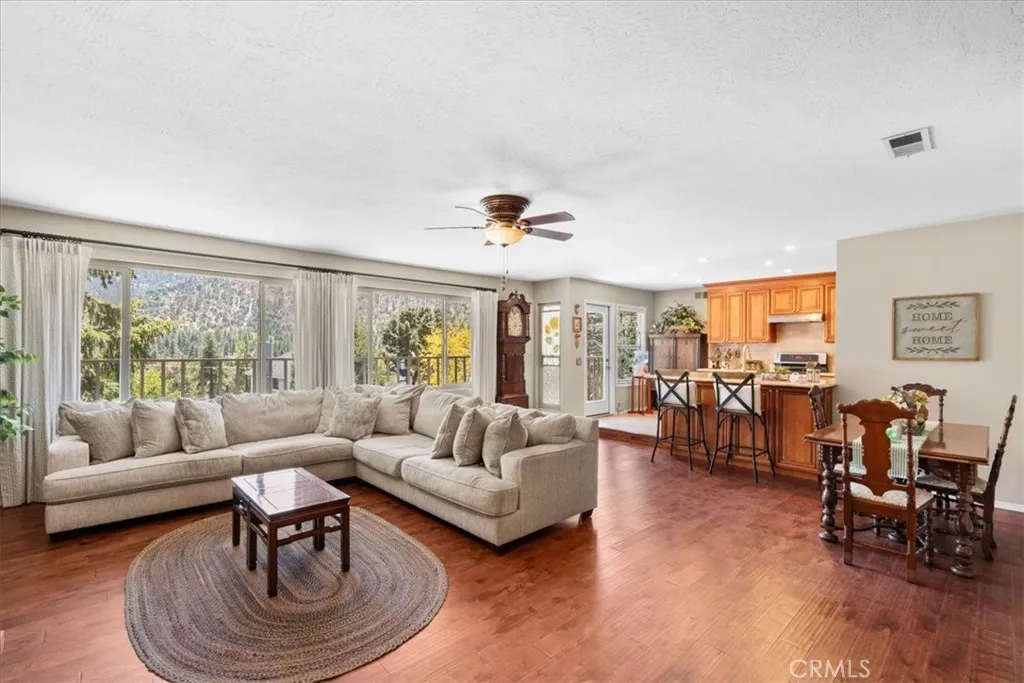 Additional image 6 of 1090 Rivera Dr, Wrightwood, CA 92397