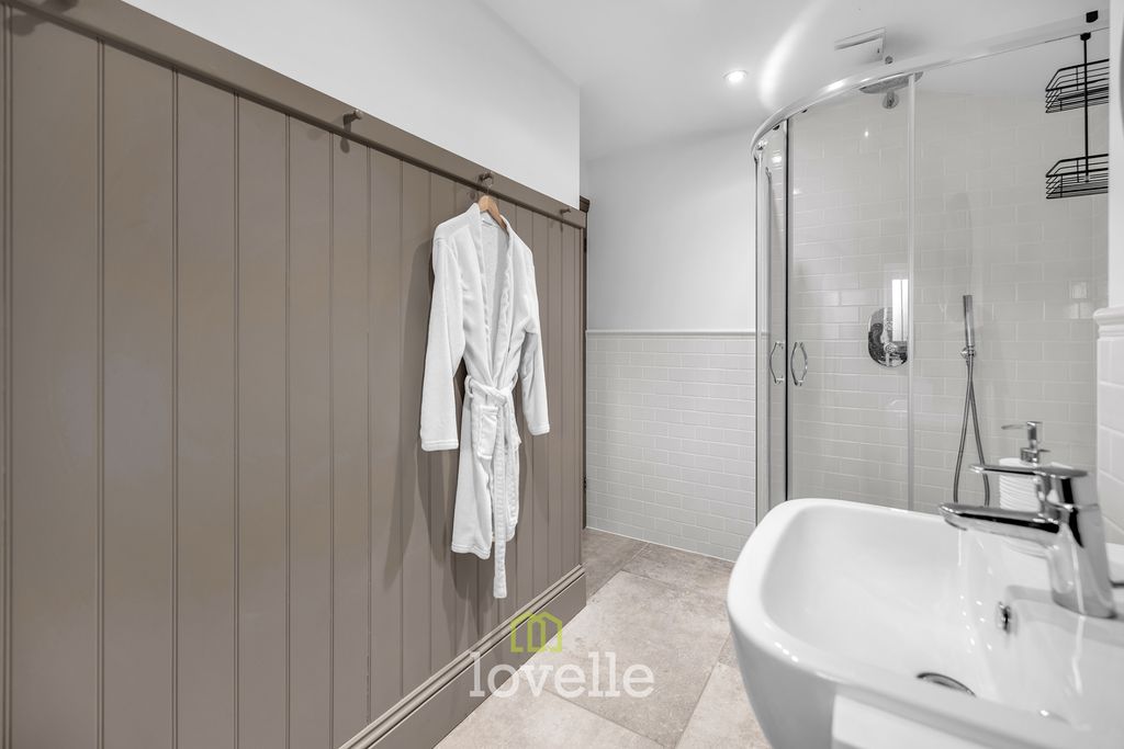 Additional image 33 of 5 bed detached house for saleArcher Road, Waltham DN37