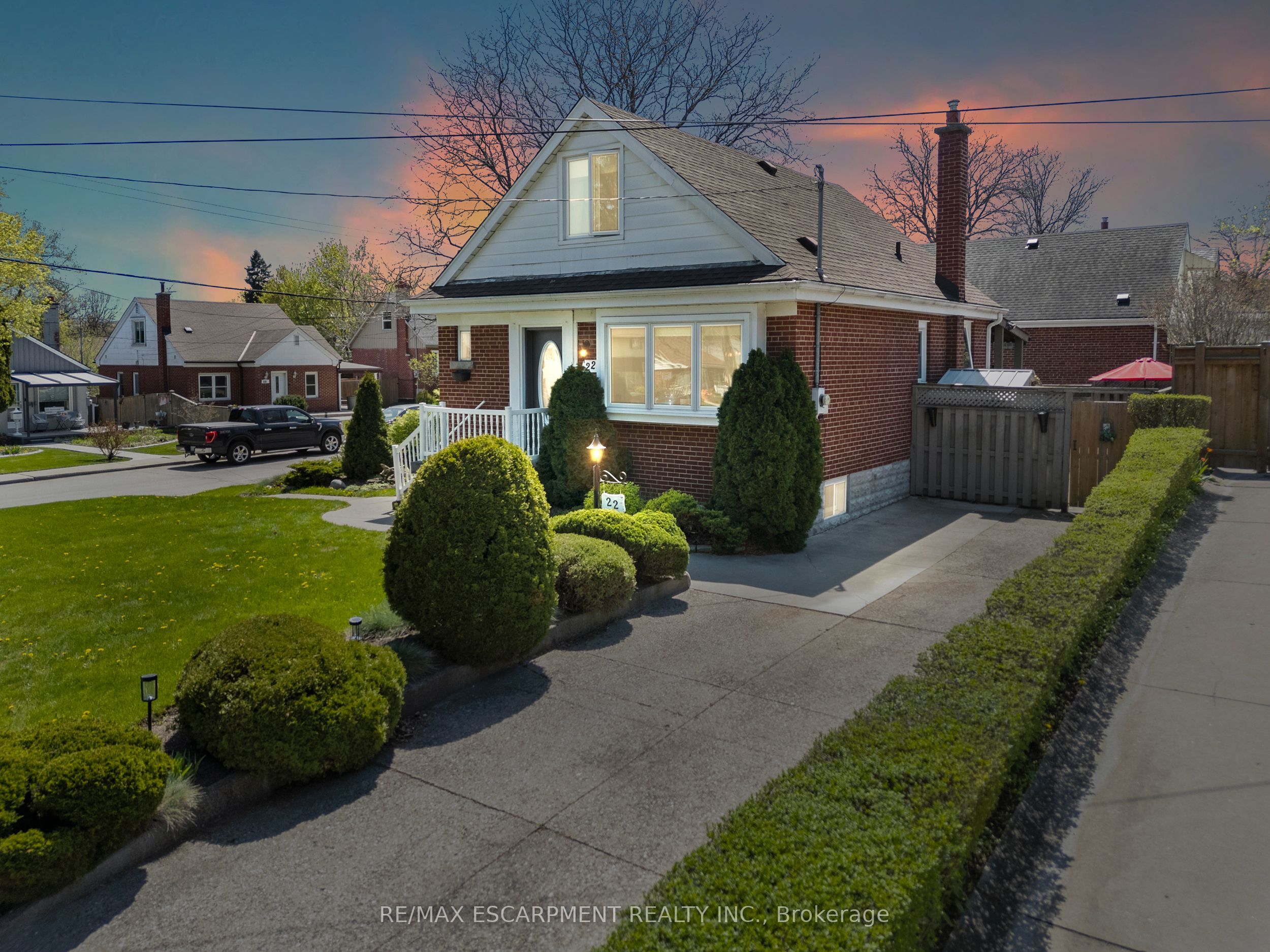 Additional image 2 of 22 Dundonald Avenue, Hamilton, ON, L8K 4Z9