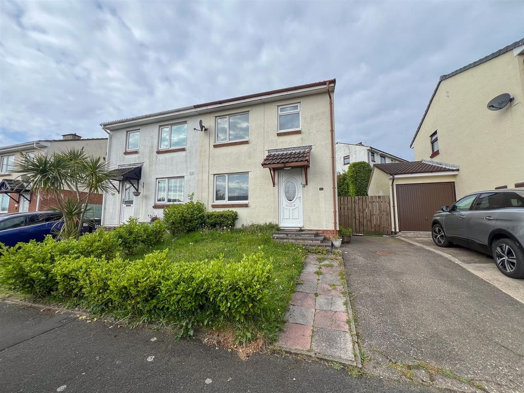 3 bed semi-detached house to rent105 Anagh Coar Road, Douglas, Isle Of Man IM2