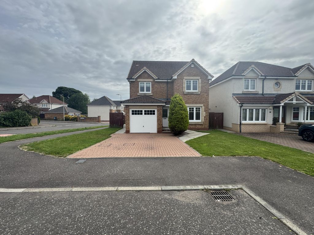 4 bed detached house to rent52 St. Martin Crescent, Dundee DD3