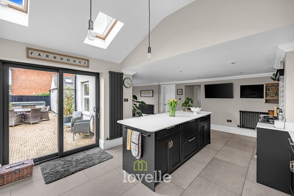 Additional image 7 of 5 bed detached house for saleArcher Road, Waltham DN37