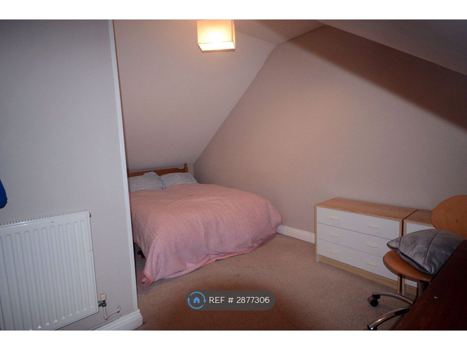 Additional image 12 of 4 bed terraced house to rentLisson Grove, Plymouth PL4