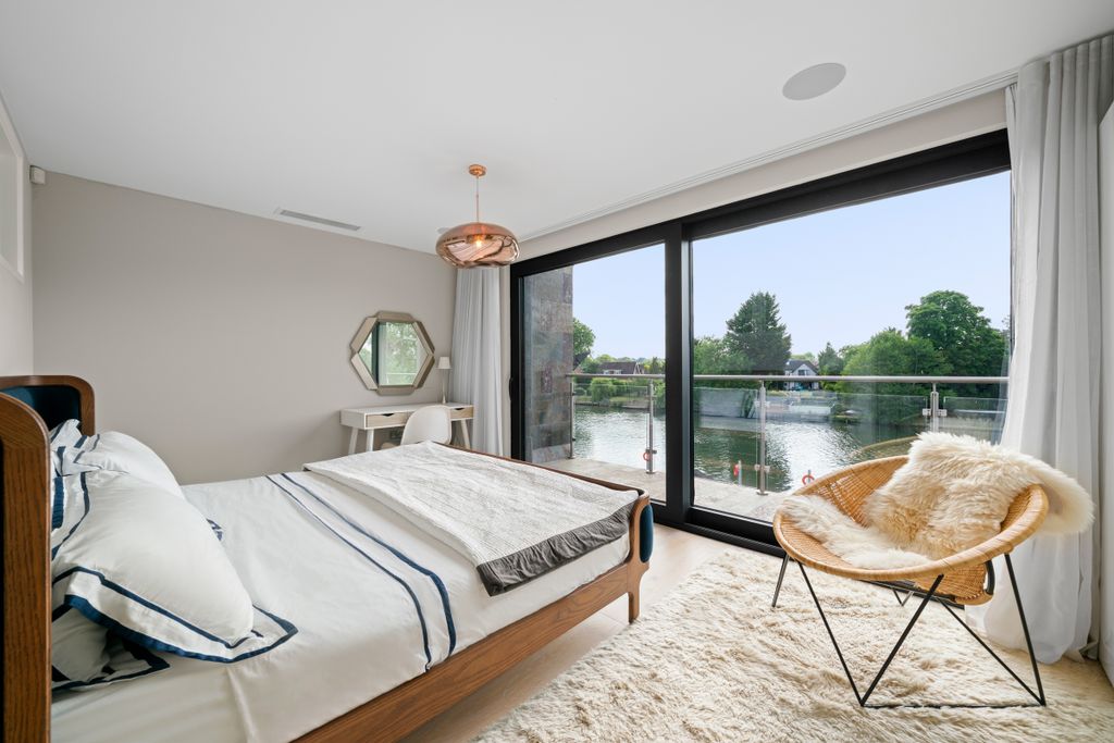 Additional image 10 of 5 bed property for saleFriary Island, Staines, Surrey TW19, United Kingdom