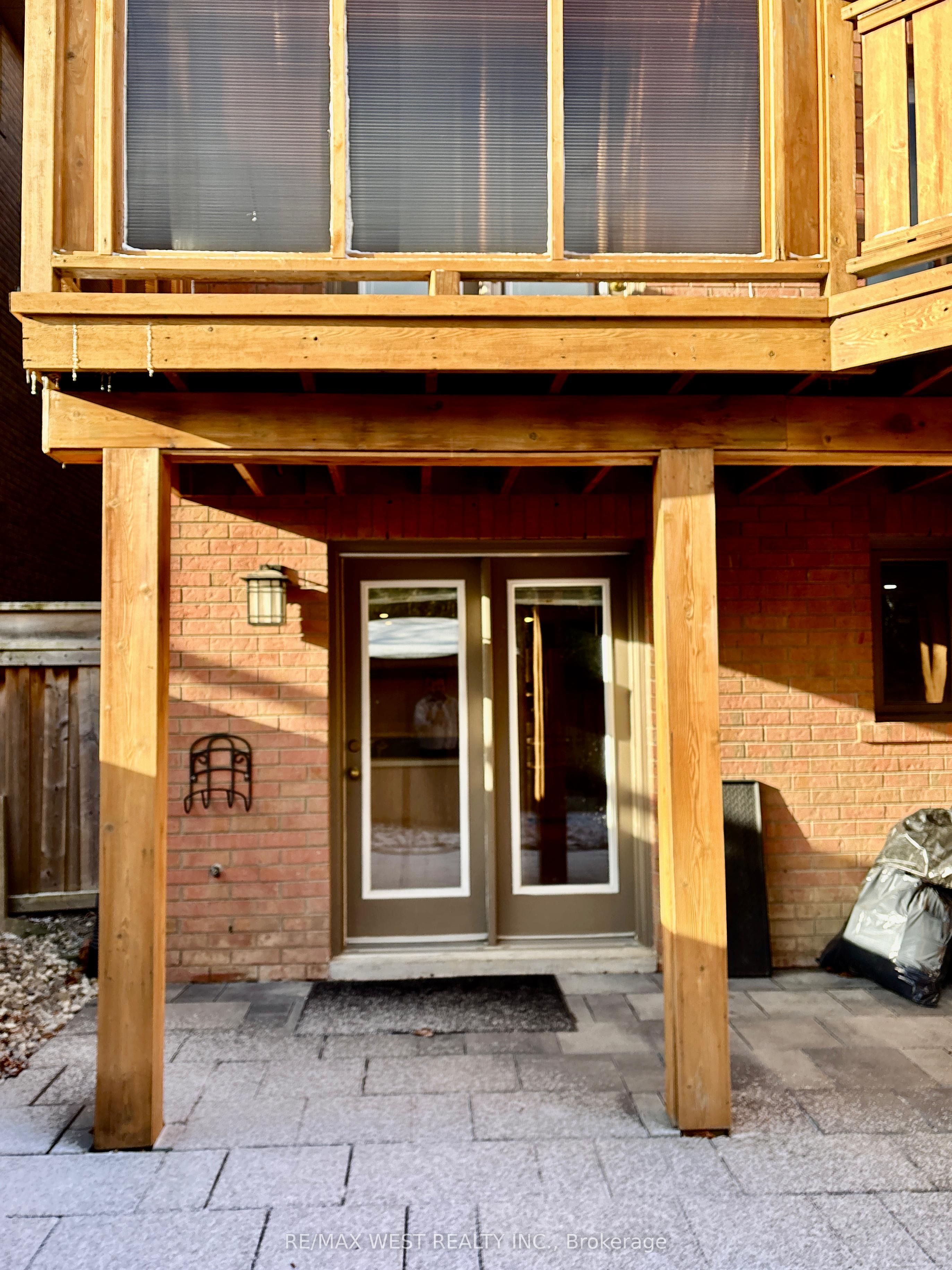BSMT-463 Hewitt Circle, Newmarket, ON, L3X 2M1