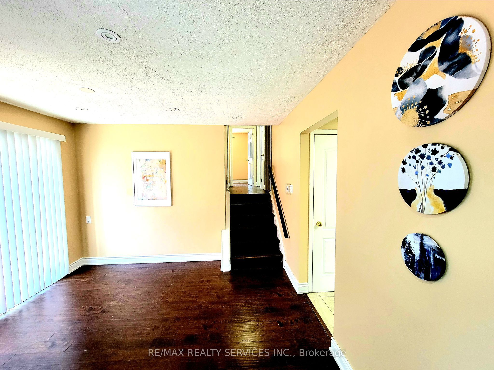 9 Bruce Beer Drive, Brampton, ON, L6V 2W7 photo 2